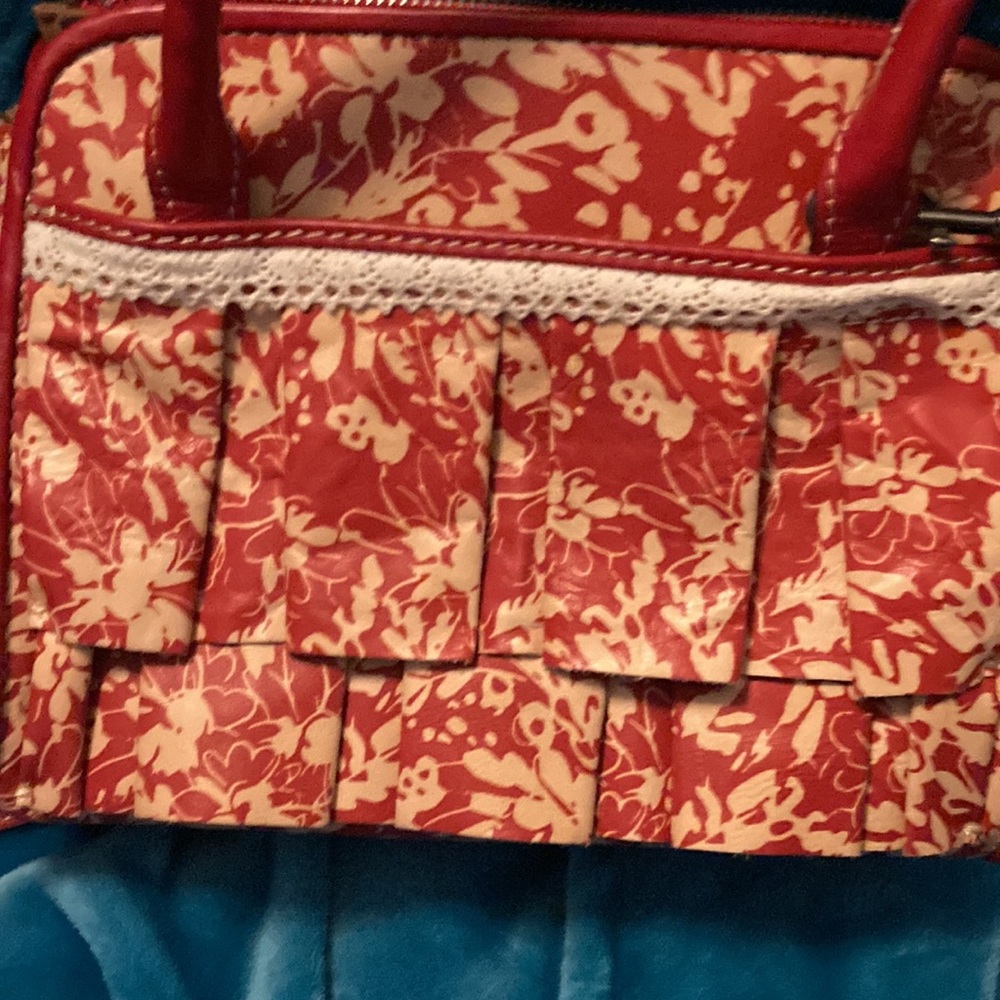 Patricia Nash leather wrist carry or cross body pocket book. - Picture 8 of 8